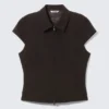 Camiseta ajustada de manga corta con cremallera – Rayas negras