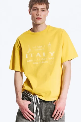 Camiseta con estampados de corte recto – Amarilla – Italia