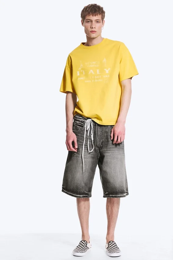 Camiseta con estampados de corte recto – Amarilla – Italia Camiseta con estampados de corte recto – Amarilla – Italia