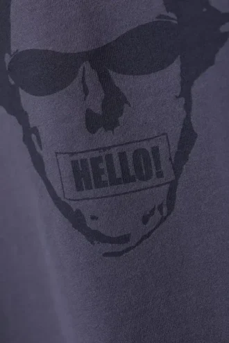 Camiseta con estampados de corte recto – Morado oscuro – Hello Man