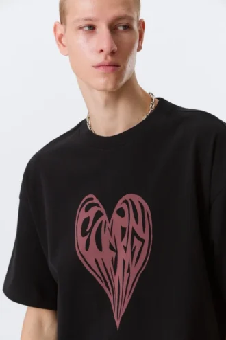 Camiseta con estampados de corte recto – Negro – Heart of Energy