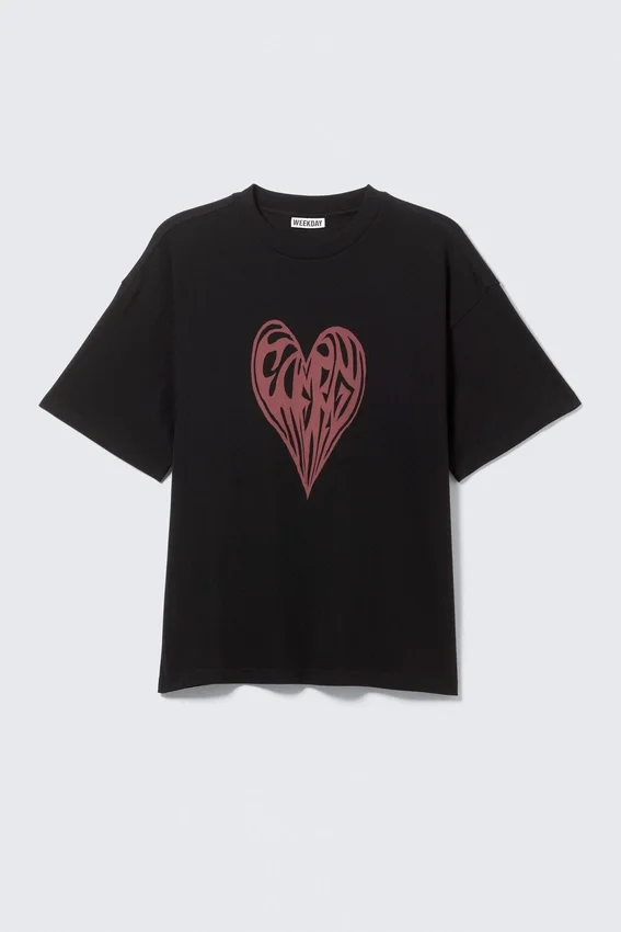 Camiseta con estampados de corte recto – Negro – Heart of Energy Camiseta con estampados de corte recto – Negro – Heart of Energy