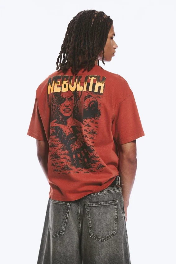 Camiseta con estampados de corte recto – Roja – Nebulith Camiseta con estampados de corte recto – Roja – Nebulith