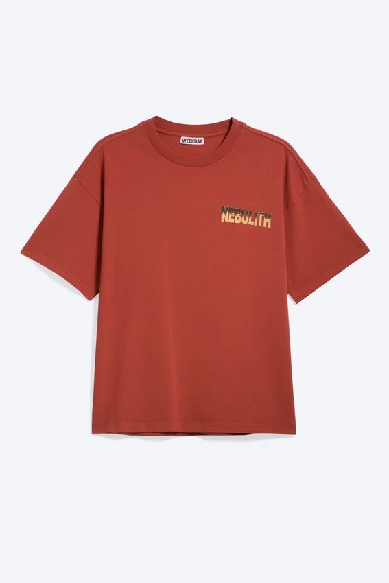 Camiseta con estampados de corte recto – Roja – Nebulith Camiseta con estampados de corte recto – Roja – Nebulith