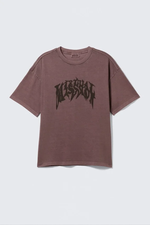 Camiseta con estampados de corte recto – Rojo oscuro Camiseta con estampados de corte recto – Rojo oscuro