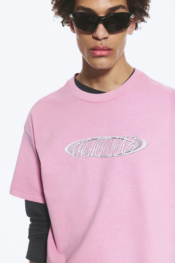 Camiseta con estampados de corte recto – Rosa Camiseta con estampados de corte recto – Rosa
