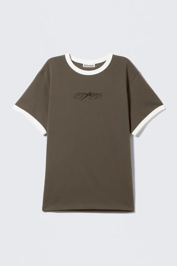 Camiseta con estampados – Gris oscuro – Estrellas Camiseta con estampados – Gris oscuro – Estrellas