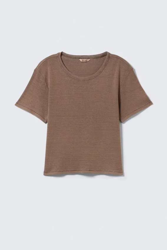 Camiseta corta de algodón acanalado estampada – Marrón oscuro lavado Camiseta corta de algodón acanalado estampada – Marrón oscuro lavado
