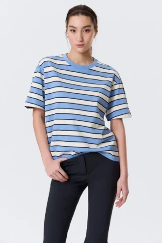 Camiseta de algodón de corte recto – Rayas azules y blancas