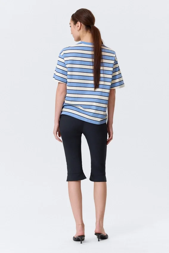 Camiseta de algodón de corte recto – Rayas azules y blancas Camiseta de algodón de corte recto – Rayas azules y blancas