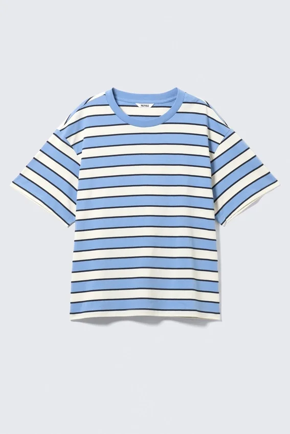 Camiseta de algodón de corte recto – Rayas azules y blancas Camiseta de algodón de corte recto – Rayas azules y blancas