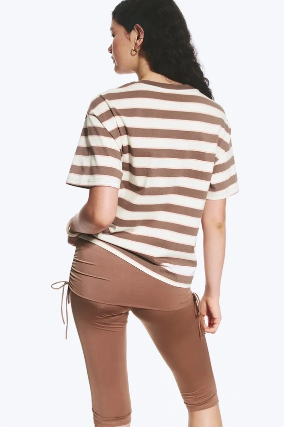 Camiseta de algodón de corte recto – Rayas blancas/marrones/melocotón Camiseta de algodón de corte recto – Rayas blancas/marrones/melocotón