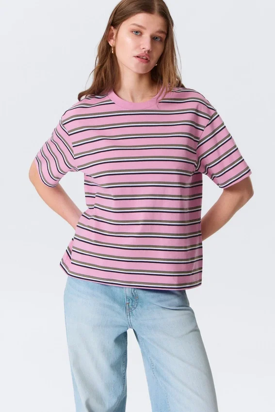Camiseta de algodón de corte recto – Rayas rosas Camiseta de algodón de corte recto – Rayas rosas