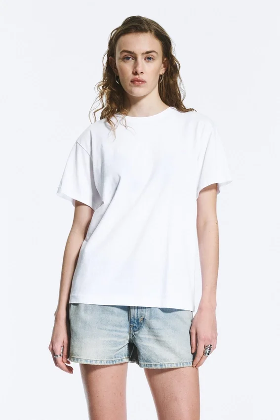 Camiseta de algodón de corte regular y suave – Blanca Camiseta de algodón de corte regular y suave – Blanca