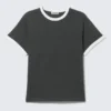 Camiseta de algodón de manga corta con ribetes en contraste – Gris oscuro y blanco Camiseta de algodón de manga corta con ribetes en contraste – Gris oscuro y blanco