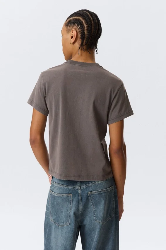 Camiseta de algodón de manga corta encogida – Gris oscuro Camiseta de algodón de manga corta encogida – Gris oscuro