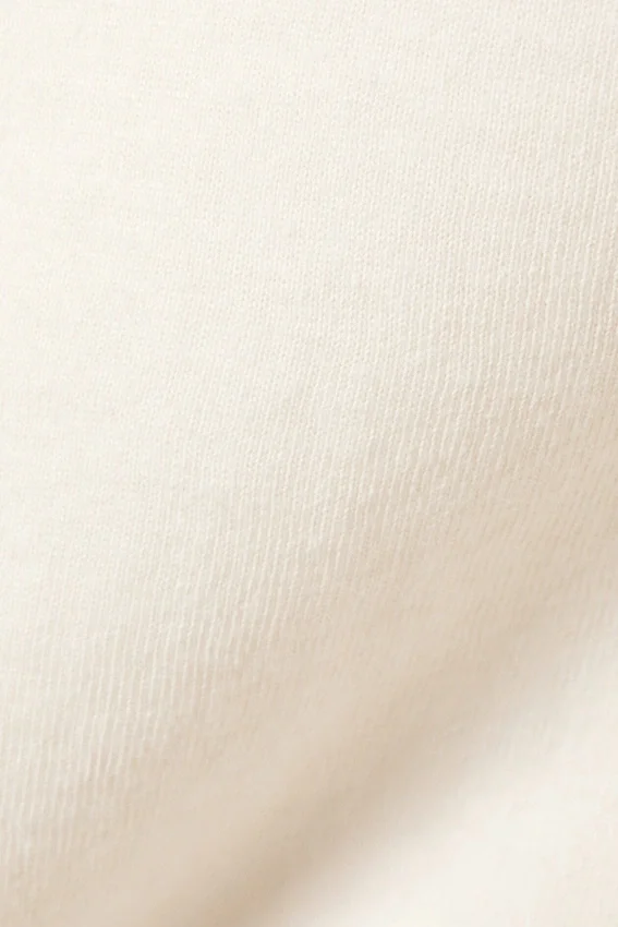 Camiseta de algodón de manga corta y corte entallado – Blanco roto Camiseta de algodón de manga corta y corte entallado – Blanco roto