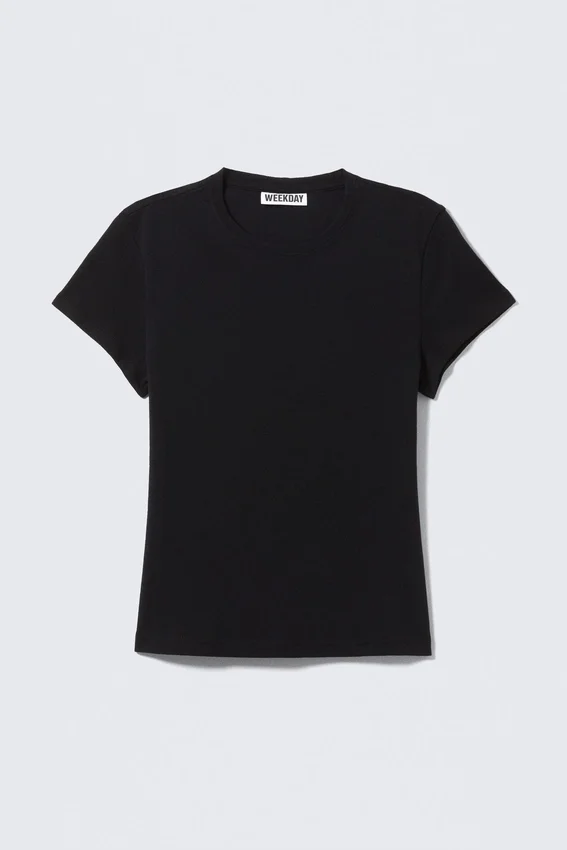 Camiseta de algodón de manga corta y corte entallado – Negro Camiseta de algodón de manga corta y corte entallado – Negro