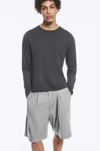 Camiseta de algodón de manga larga encogida – Gris oscuro Camiseta de algodón de manga larga encogida – Gris oscuro