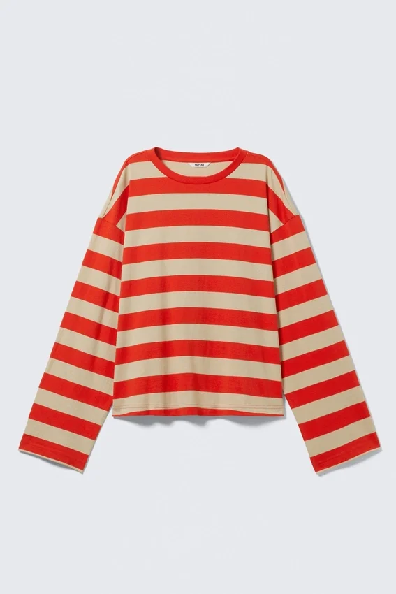 Camiseta de algodón de manga larga – Rayas en rojo brillante y beige Camiseta de algodón de manga larga – Rayas en rojo brillante y beige
