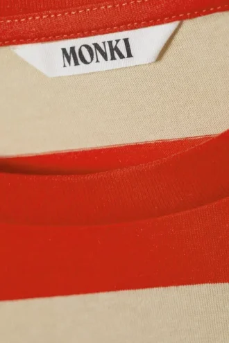Camiseta de algodón de manga larga – Rayas en rojo brillante y beige