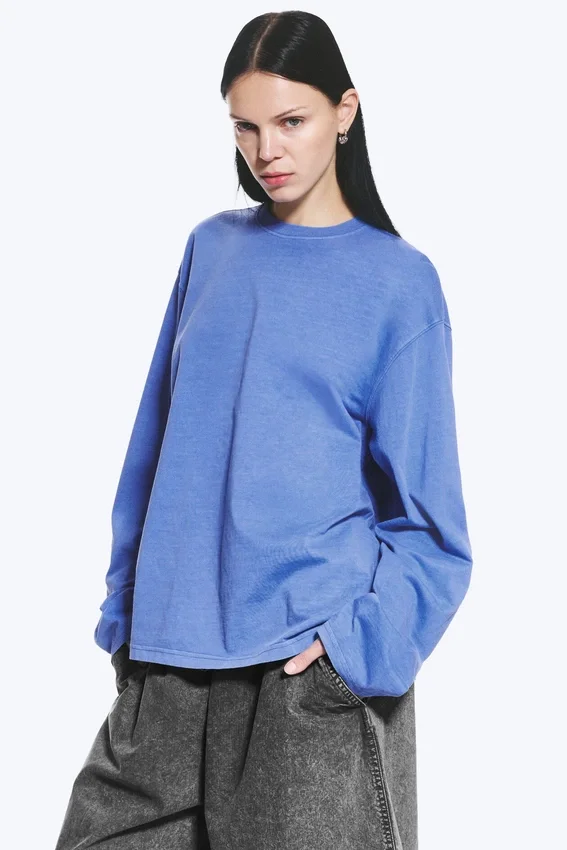 Camiseta de algodón de manga larga y corte recto – Azul lavado Camiseta de algodón de manga larga y corte recto – Azul lavado