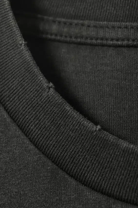 Camiseta de algodón holgada con estampados y mangas casquillo – Gris oscuro – Spacenet Camiseta de algodón holgada con estampados y mangas casquillo – Gris oscuro – Spacenet