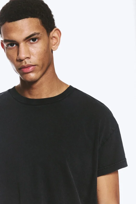 Camiseta de algodón holgada con mangas casquillo – Negro desgastado Camiseta de algodón holgada con mangas casquillo – Negro desgastado