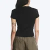 Camiseta de canalé con lazo cruzado – Negro Camiseta de canalé con lazo cruzado – Negro