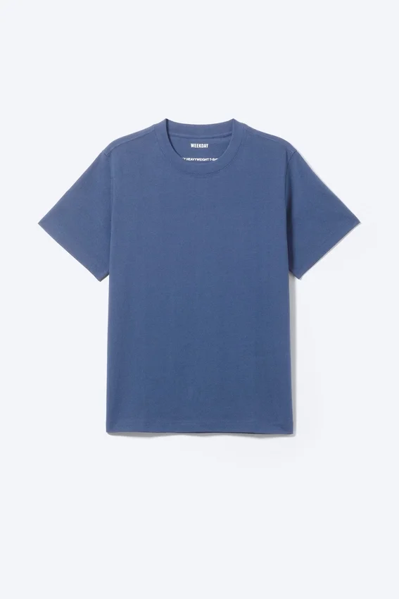 Camiseta de corte clásico – Azul empolvado Camiseta de corte clásico – Azul empolvado