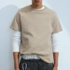 Camiseta de corte clásico – Beige claro Camiseta de corte clásico – Beige claro