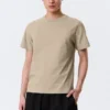 Camiseta de corte clásico – Beige claro Camiseta de corte clásico – Beige claro