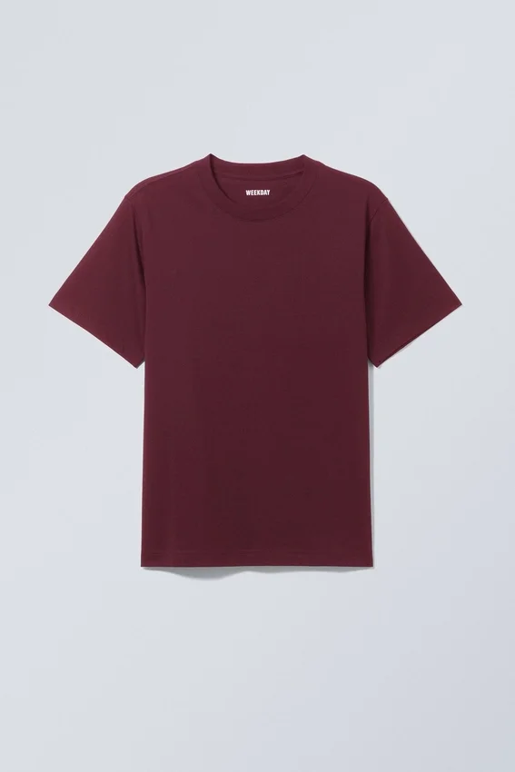 Camiseta de corte clásico – Rojo oscuro Camiseta de corte clásico – Rojo oscuro