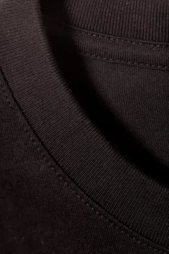 Camiseta de corte clásico – Rojo oscuro