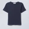 Camiseta de corte entallado – Azul oscuro Camiseta de corte entallado – Azul oscuro