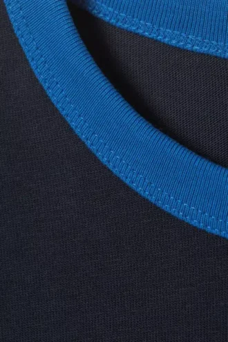 Camiseta de corte estándar – Azul oscuro