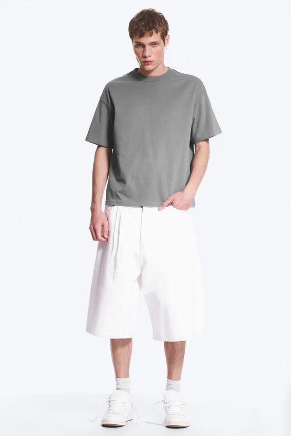 Camiseta de corte holgado – Gris polvoriento Camiseta de corte holgado – Gris polvoriento