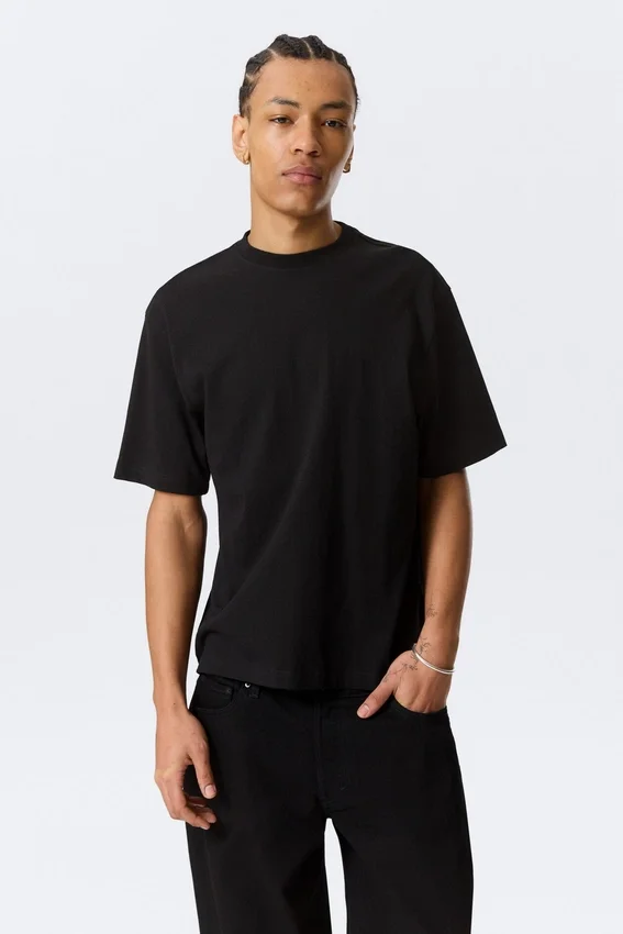 Camiseta de corte holgado – Negro Camiseta de corte holgado – Negro