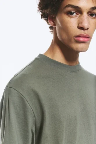 Camiseta de corte holgado – Verde caqui claro apagado