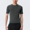 Camiseta de corte recto y entallado con canalé – Gris oscuro lavado Camiseta de corte recto y entallado con canalé – Gris oscuro lavado