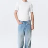 Camiseta de corte recto y entallado con cuello acanalado – Blanca Camiseta de corte recto y entallado con cuello acanalado – Blanca