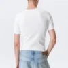 Camiseta de corte recto y entallado con cuello acanalado – Blanca Camiseta de corte recto y entallado con cuello acanalado – Blanca