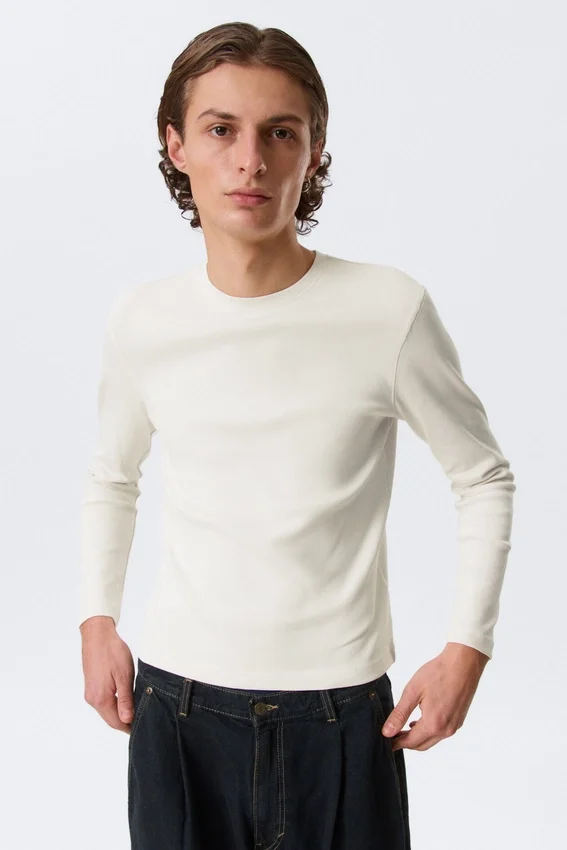 Camiseta de manga larga acanalada – Blanco apagado Camiseta de manga larga acanalada – Blanco apagado