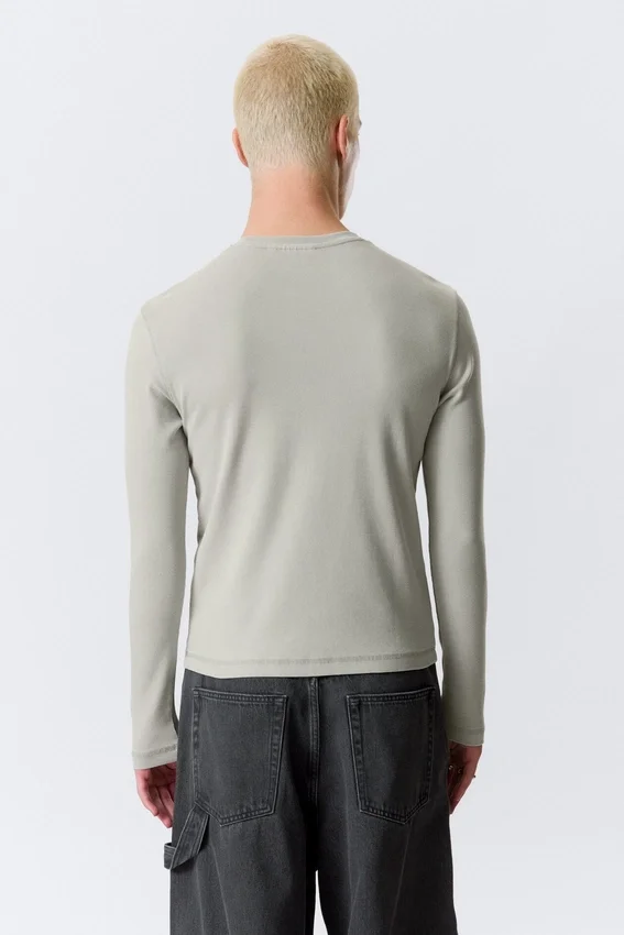 Camiseta de manga larga acanalada – Gris Camiseta de manga larga acanalada – Gris