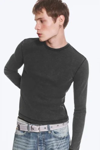 Camiseta de manga larga acanalada – Negro lavado