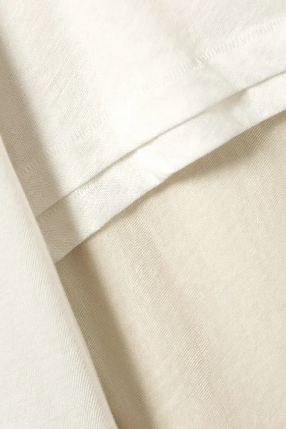 Camiseta de manga larga con capas – Blanco roto Camiseta de manga larga con capas – Blanco roto