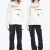 Camiseta de manga larga con estampado Yungblud de corte holgado – Blanco roto Camiseta de manga larga con estampado Yungblud de corte holgado – Blanco roto