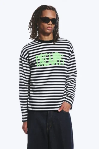 Camiseta de manga larga con estampados gráficos y corte holgado – Rayas blancas y negras – Dreams Camiseta de manga larga con estampados gráficos y corte holgado – Rayas blancas y negras – Dreams