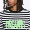 Camiseta de manga larga con estampados gráficos y corte holgado – Rayas blancas y negras – Dreams Camiseta de manga larga con estampados gráficos y corte holgado – Rayas blancas y negras – Dreams
