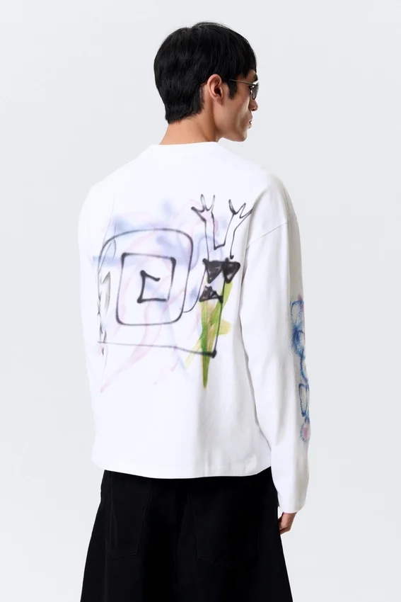 Camiseta de manga larga con estampados y corte holgado – Blanca – Rat Spray Camiseta de manga larga con estampados y corte holgado – Blanca – Rat Spray
